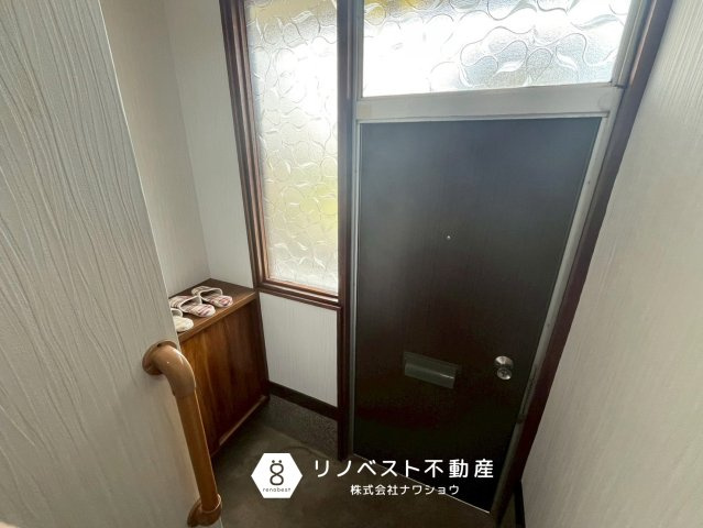 東大阪市中石切町5丁目の玄関|【リノベスト不動産】リフォーム・リノベーションのご相談も承ります♪
