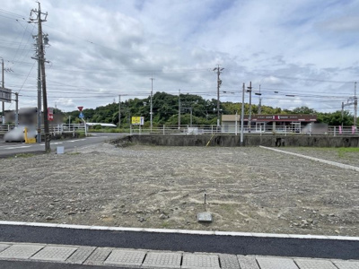 【外観】 | 三重郡菰野町大字宿野3区画〈2号地〉 | 全３区画の宅地分譲　２号地