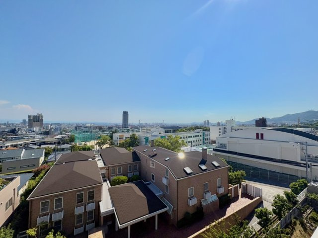 御影パークマンションの展望|お天気の良い日には海と山を両方ご堪能できます。