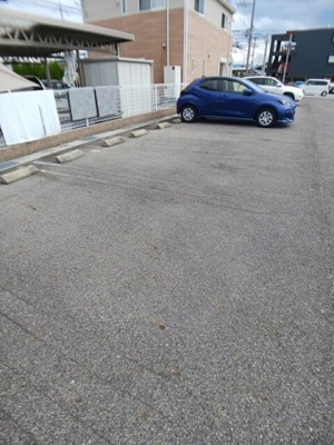 【駐車場】 | ラネージュⅢ番館