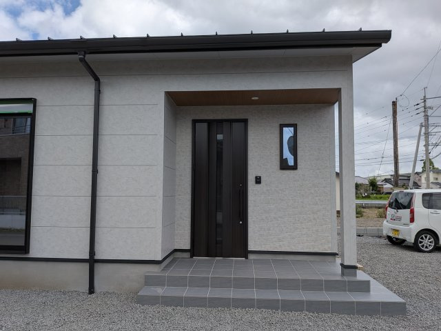 都城市上長飯町の新築一戸建の外観