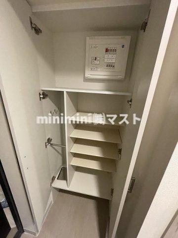 アプリーレ阿波座南の収納