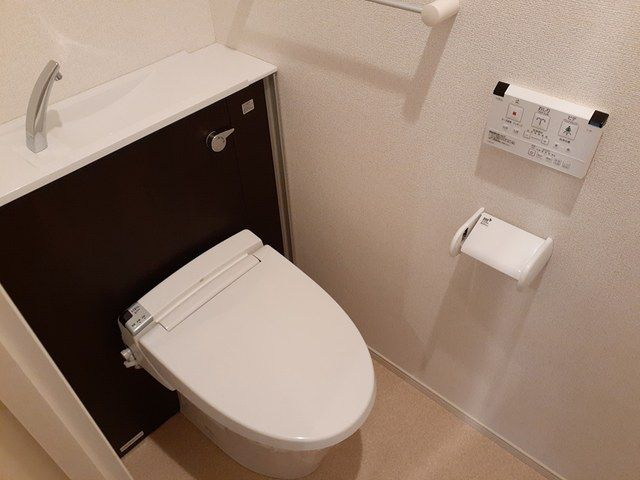 クレインズコートのトイレ