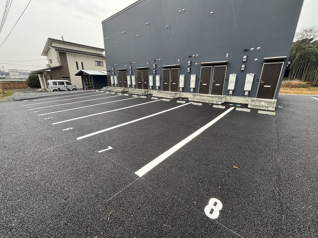 菊池市泗水町吉富のアパートの駐車場