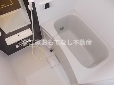 【浴室】 | カーサフォルテ辻町 | 同タイプ