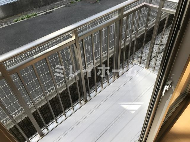 ボヌール旗の台のバルコニー