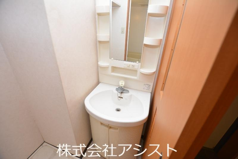 クオリティーイーストの洗面所