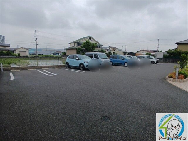 グリーン　フィールドの駐車場