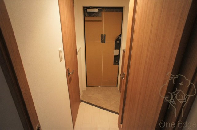 ロイヤルレジデンス梅田FRONTの玄関