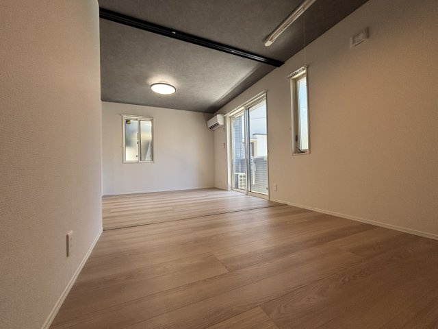 【内装】ＳＯＬＡＮＡ翠町 