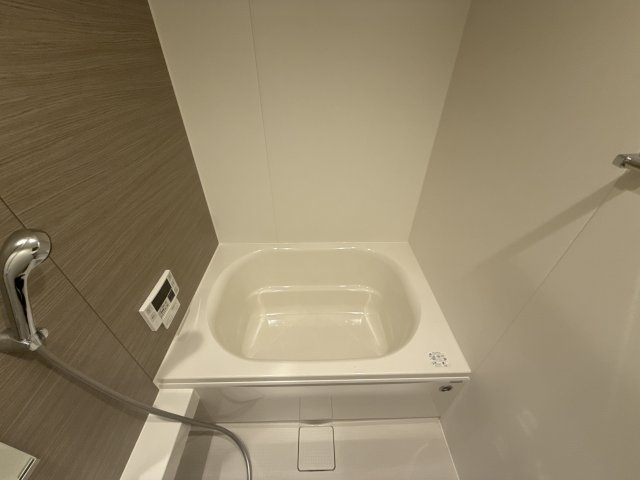 レジデンス尾上町の浴室