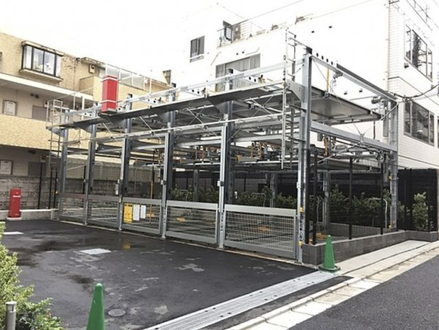 ザ・パークハビオ目黒の駐車場