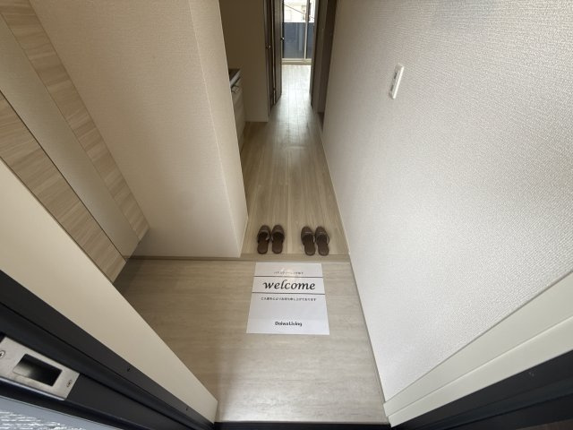 レジデンス尾上町の玄関