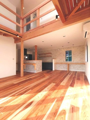 長生郡一宮町一宮　中古戸建の居間・リビング|令和7年5月築 未入居 3階バルコニーから花火大会で花火鑑賞できます。リビング約21帖 駐車3台可