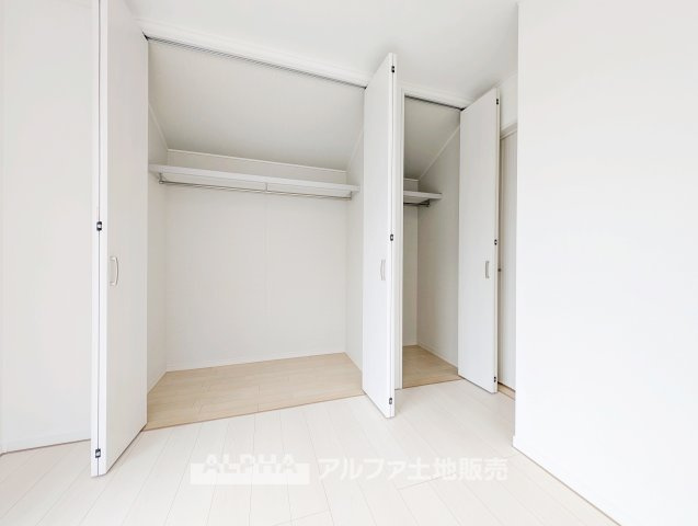 東大和市中央四丁目戸建の収納|【Go filled with memories】
◆ありったけの◆住空間をよりよくするためには大切な収納スペース。時が経ち思い出がここに詰まっていく。