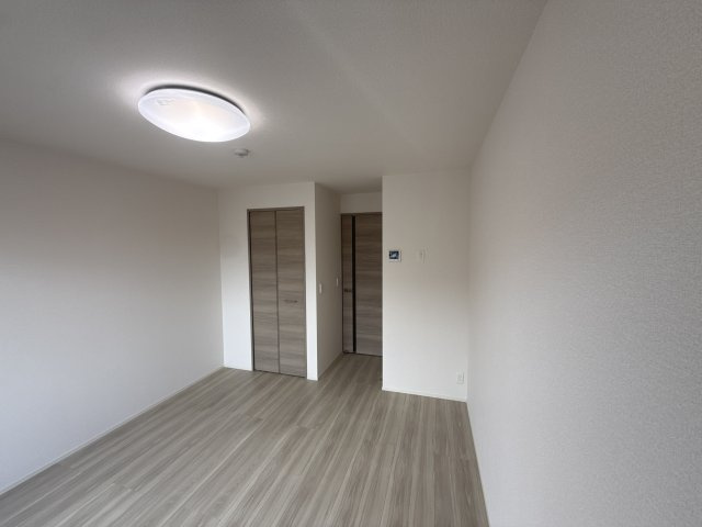 レジデンス尾上町の寝室