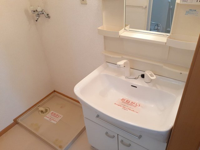 クラール　Ａの洗面所