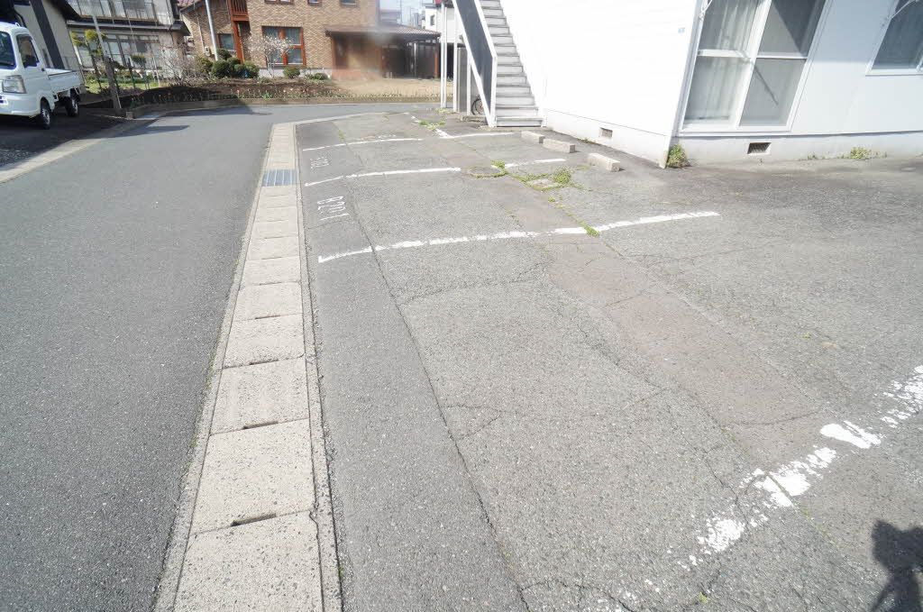 エスポワール Ｂの駐車場