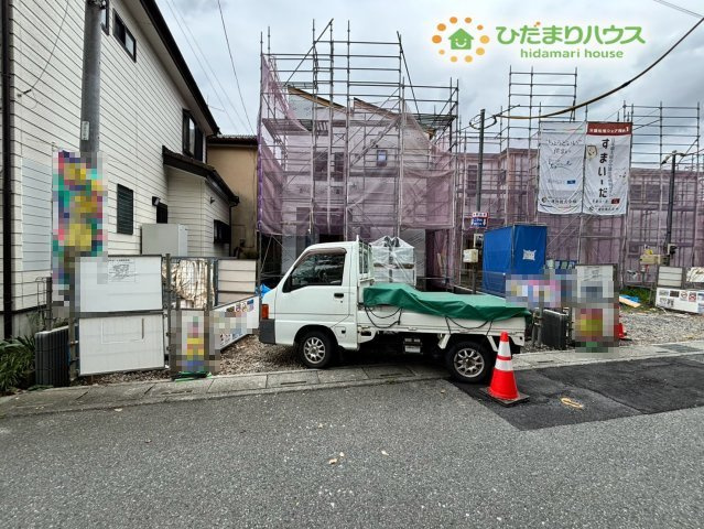 深谷市本住町　新築一戸建て　リーブルガーデン　03の駐車場