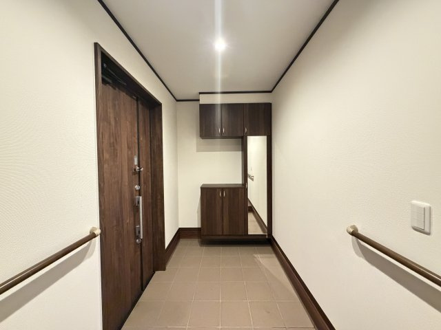 【玄関】 | 深谷市田中1期　中古戸建