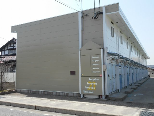 レオパレスＳｕｎｎｙＰｌａｃｅの外観