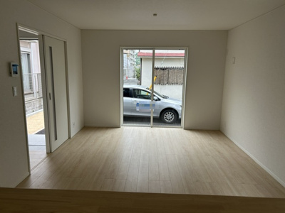 【居間・リビング】 | 鈴蘭台東町８丁目　新築戸建 | LDK約16.0帖