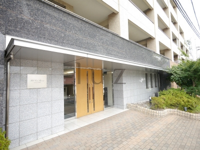 ヒルクレスト妙蓮寺のエントランス