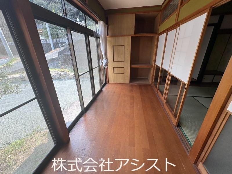 上臼井貸家（2216-9）の玄関