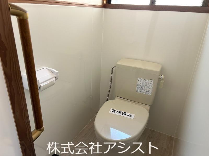 上臼井貸家（2216-9）のトイレ