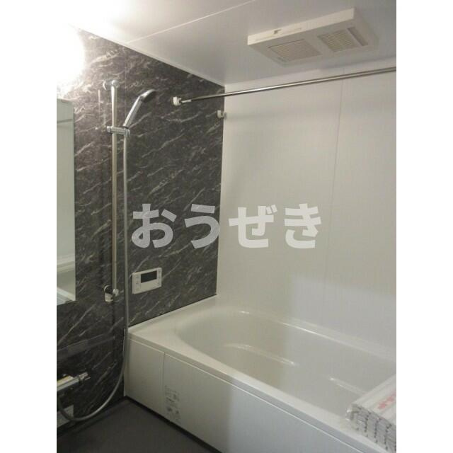 シエロ　ヨコハマ（Ｃｉｅｌｏ　ｙｏｋｏｈａｍａ）の浴室