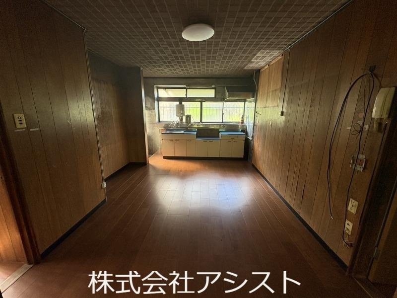 通谷貸家のキッチン
