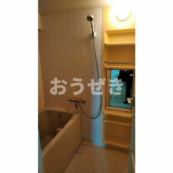 アブニール根岸の浴室