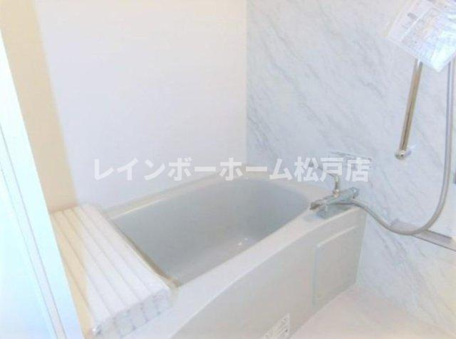 エミリー柏の浴室|お風呂で日々の疲れを落としましょう