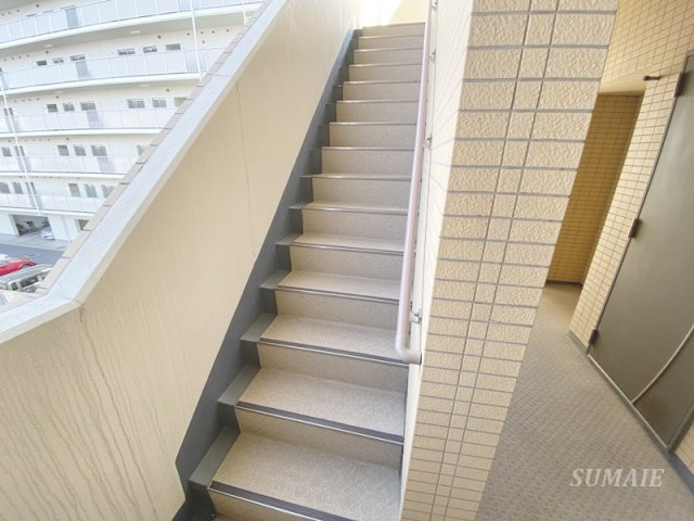 アルカータ壽のその他共用部分|共用階段です☆