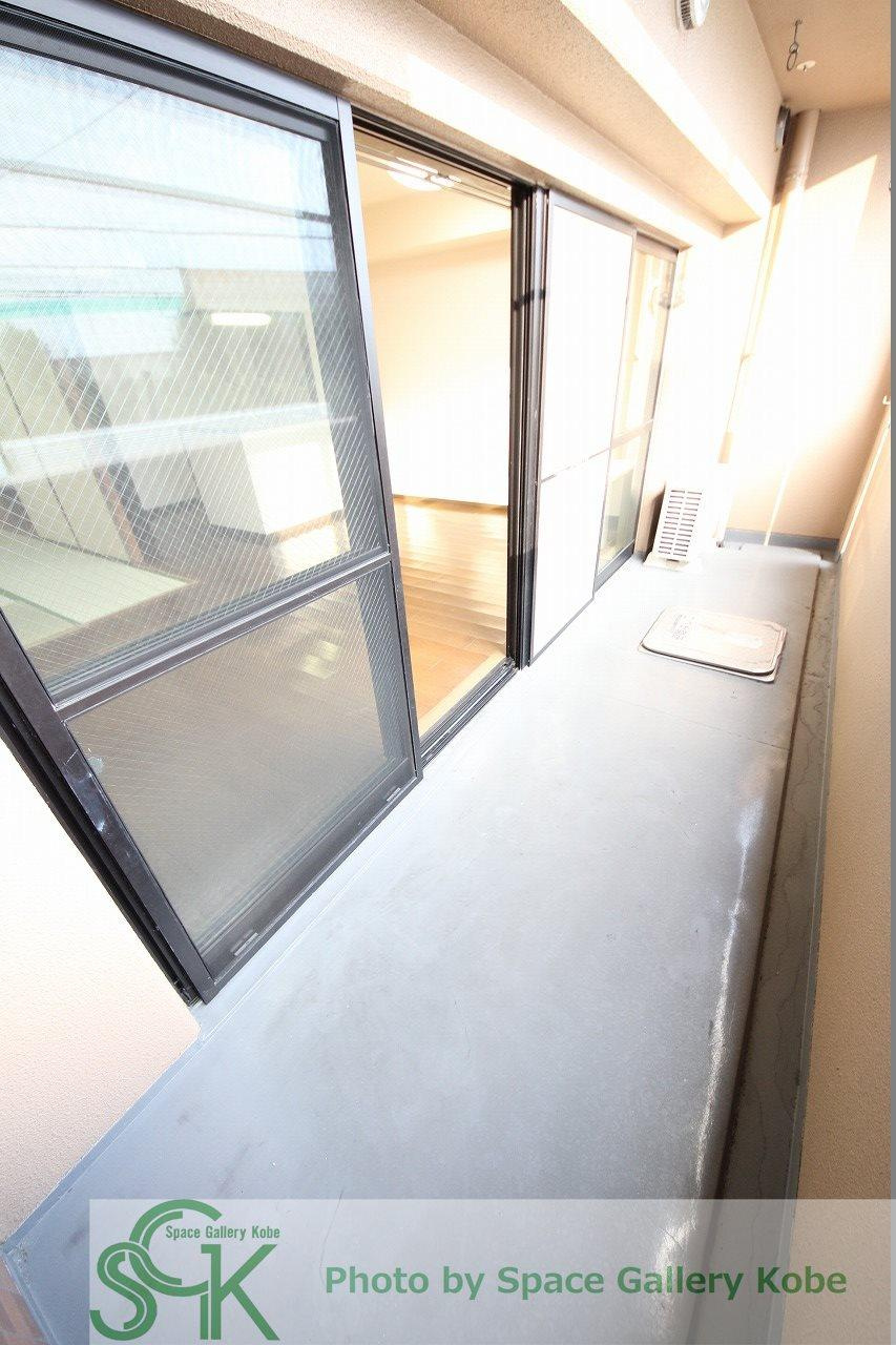 プラザハイツ二ツ屋　A棟のバルコニー|※お部屋により仕様が異なる可能性があります。