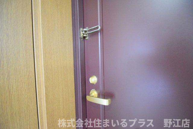 公園前ウエストハイツの玄関