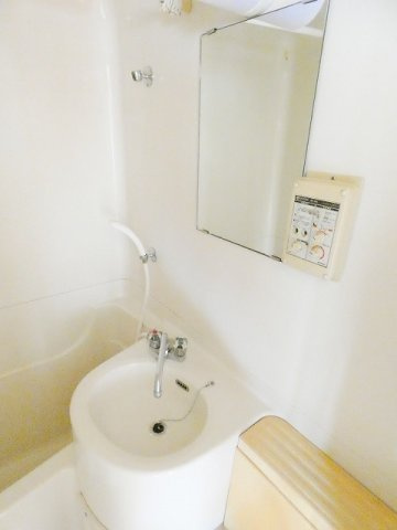 UMOOREの洗面所