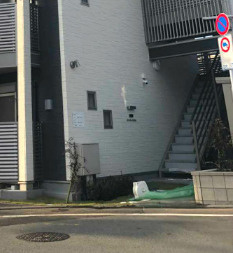 クレイノリーブルくにたちのエントランス
