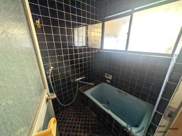 平井町の中古のおうち　松山市平井町中古戸建の浴室|お風呂