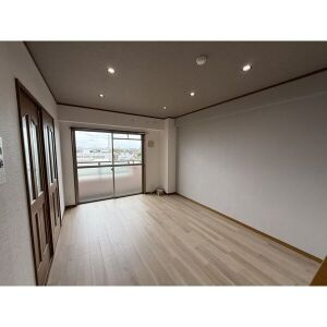 グレイス【子育て応援物件】の居間・リビング