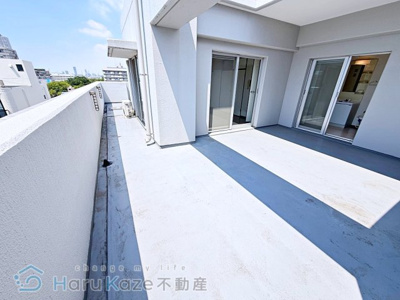 【バルコニー】 | AMBER HOUSE Jingu【名古屋市賃貸・駅前】