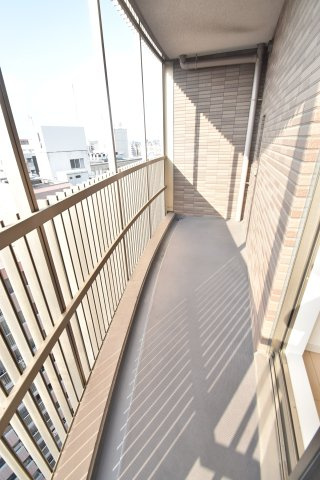 Lasante京橋（旧エスティメゾン京橋）のバルコニー
