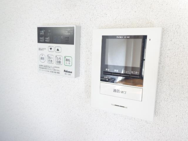 【設備】 | エヴァークレストール | カメラ付インターホン