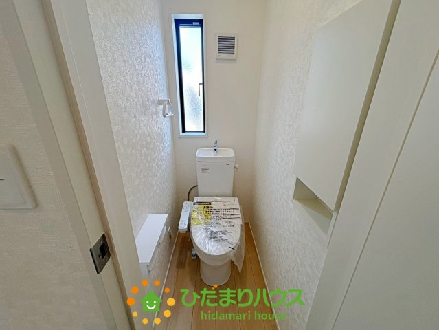 杉戸町内田第８　新築一戸建て　01　クレイドルガーデンのトイレ