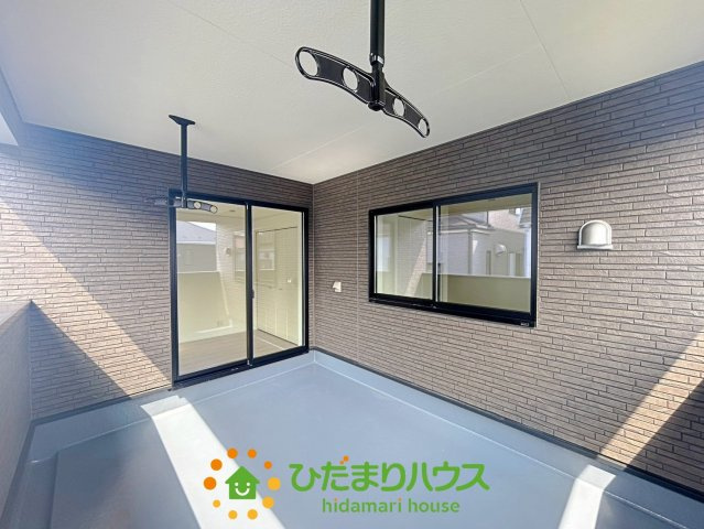 杉戸町内田第８　新築一戸建て　01　クレイドルガーデンのバルコニー