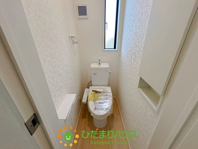 杉戸町内田第８　新築一戸建て　01　クレイドルガーデンのトイレ