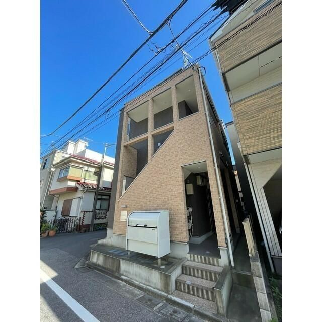 ハーモニーテラス綾瀬Ⅳのエントランス