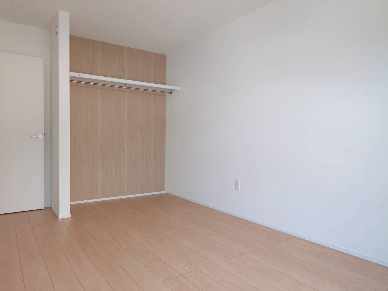 SUN COURTーサンコート－小倉南区下曽根3丁目【小倉南区　新築戸建て】の洋室|2階洋室はオープンクローク完備♪　【小倉南区　新築戸建て】