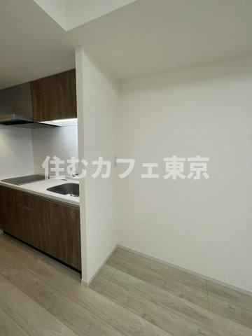 リブリ・国立イチョウテラスのキッチン|冷蔵庫置き場です※別部屋写真