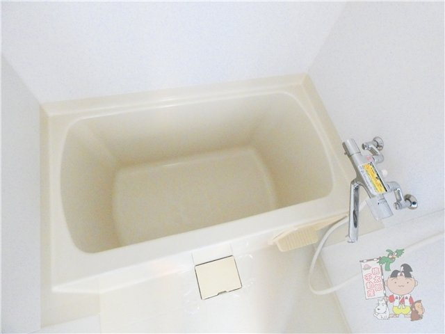 ノーブル西長瀬の浴室